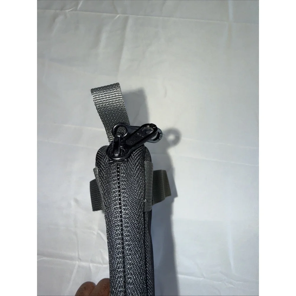 Patagonia Padded Tablet Case Black Zip Around Accessory 9x7 iPad Mini Kindle